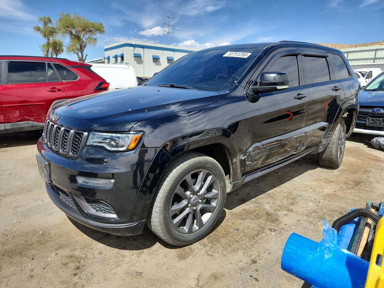 Salvage Jeep Cherokee Image