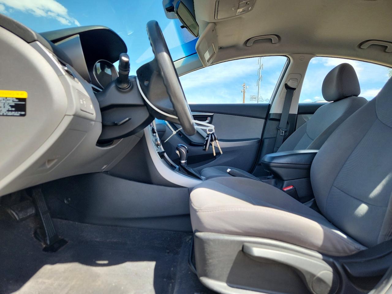 Hyundai ELANTRA Se