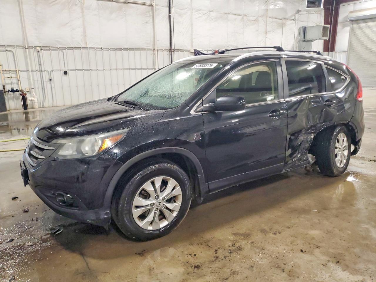 Salvage Honda Crv Image