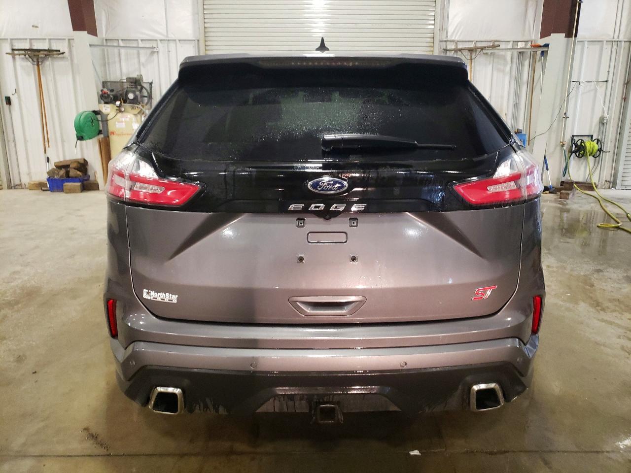 Ford Edge St