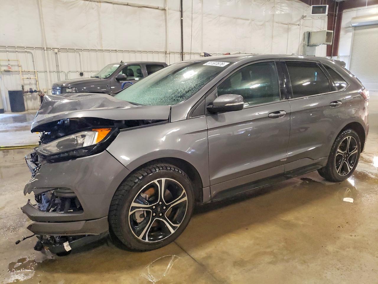 Salvage Ford Edge Image