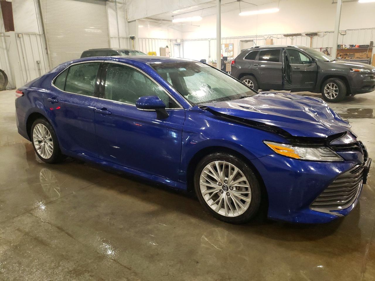 Toyota Camry Xle