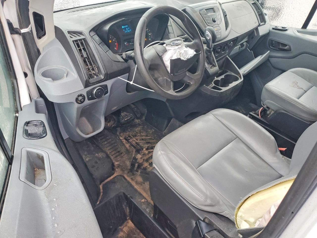 Ford Transit T-250