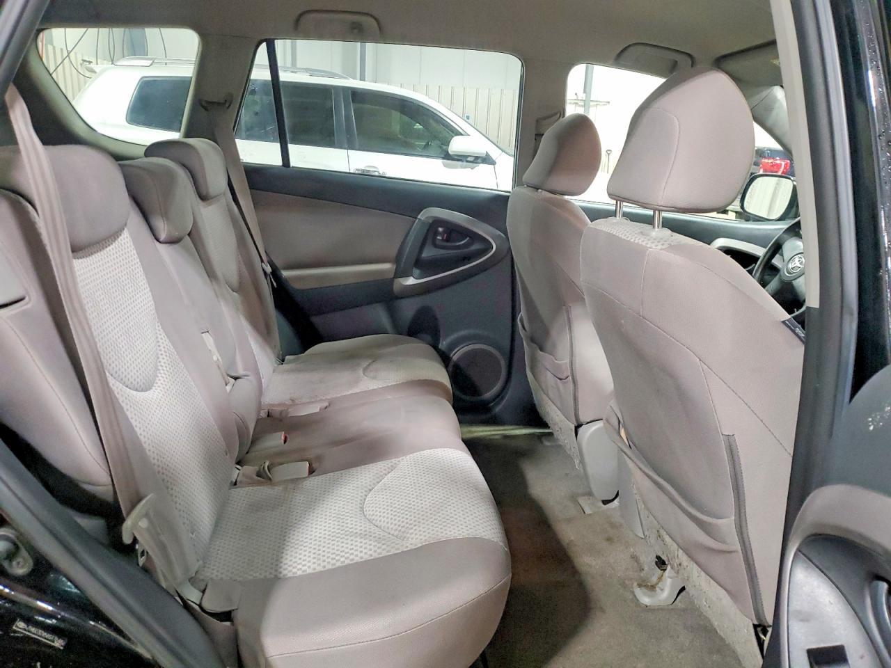 Toyota RAV4 Base