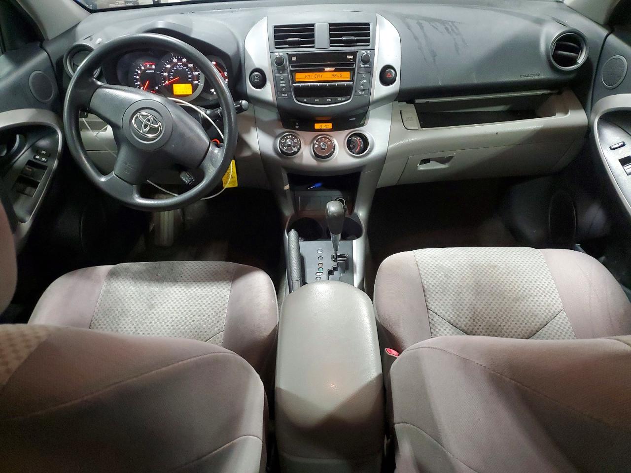 Toyota RAV4 Base