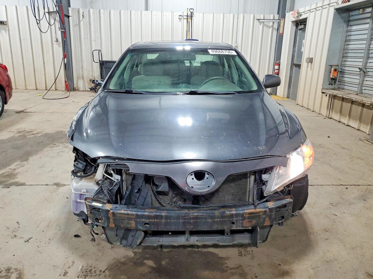 Toyota Camry Le V6