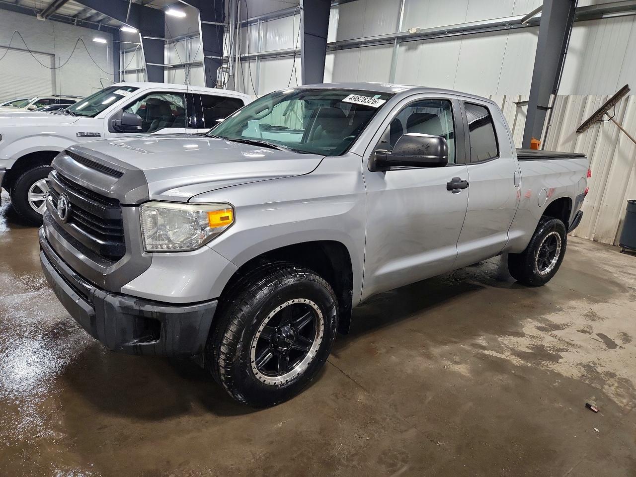 Salvage Toyota Tundra Image