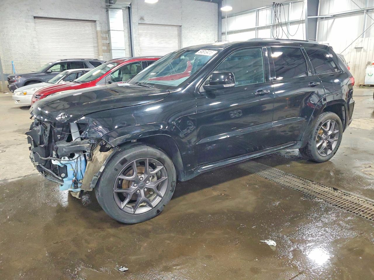 Salvage Jeep Cherokee Image