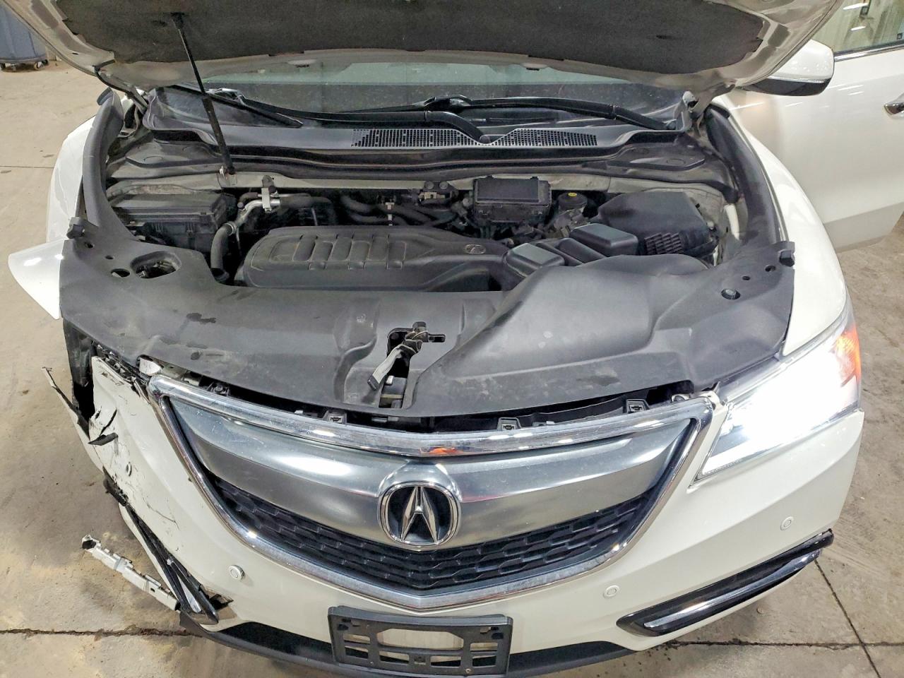 Acura MDX Advance
