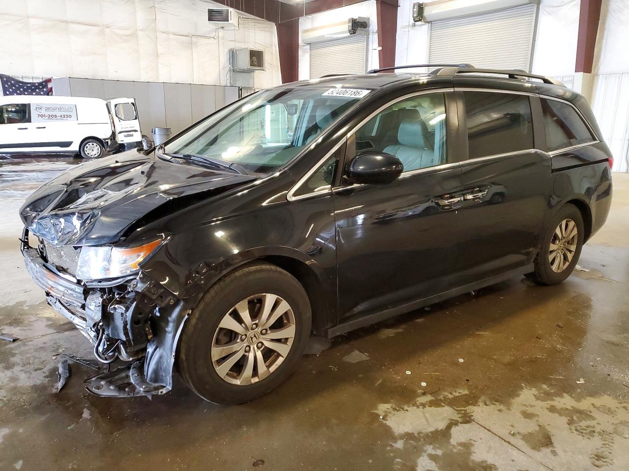 Salvage Honda Odyssey Image
