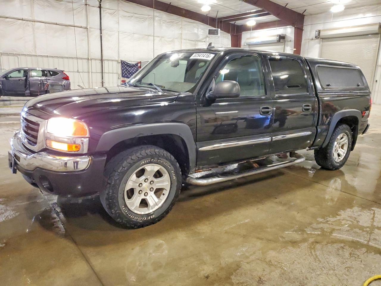 Salvage GMC Sierra Image