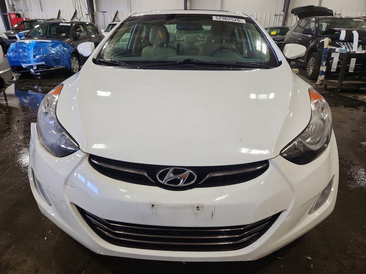 Hyundai ELANTRA Limited