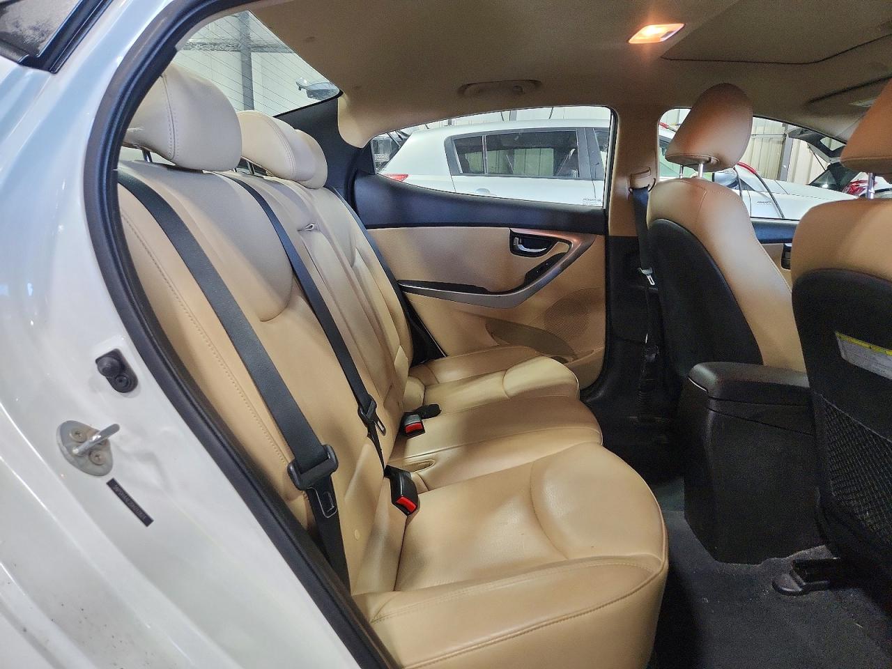 Hyundai ELANTRA Limited