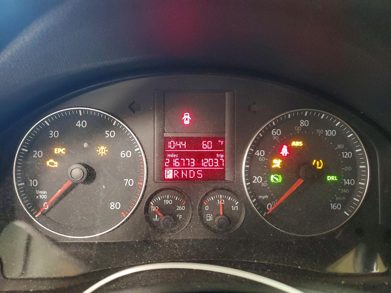 Volkswagen Jetta S