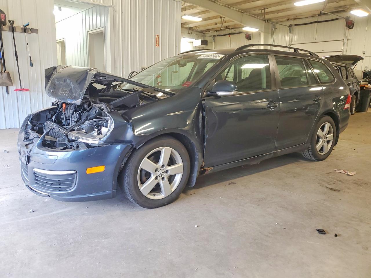 Salvage Volkswagen Jetta Image