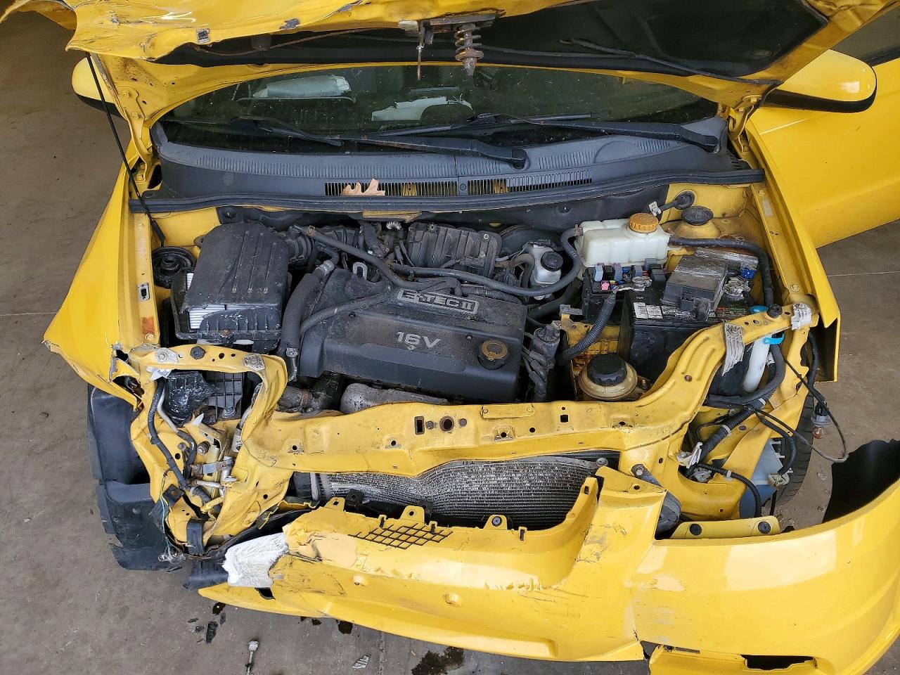 Chevrolet Aveo Base