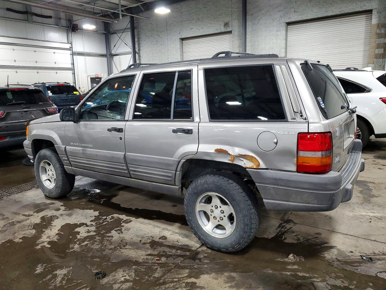 Jeep Cherokee Laredo
