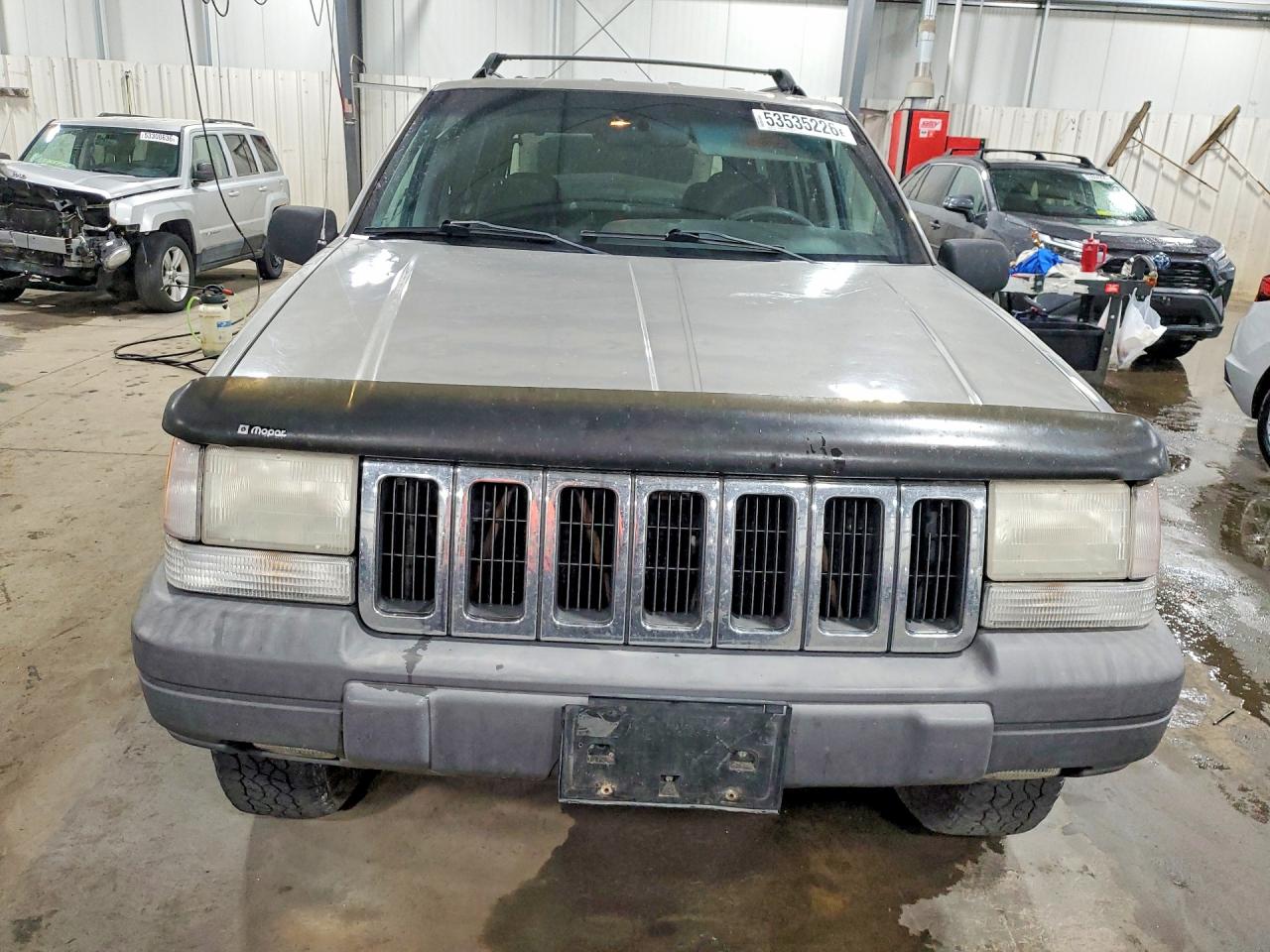 Jeep Cherokee Laredo