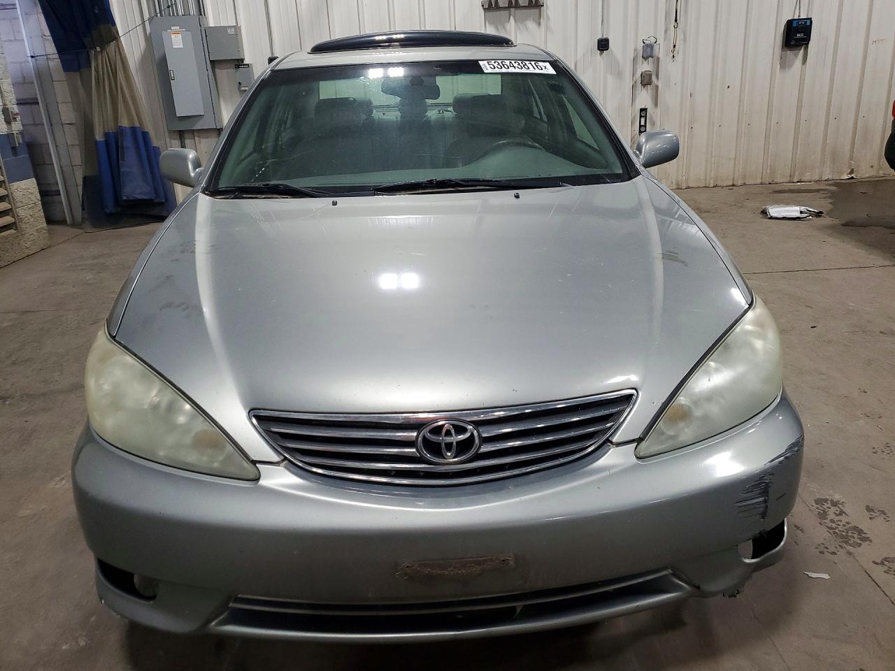 Toyota Camry Xle