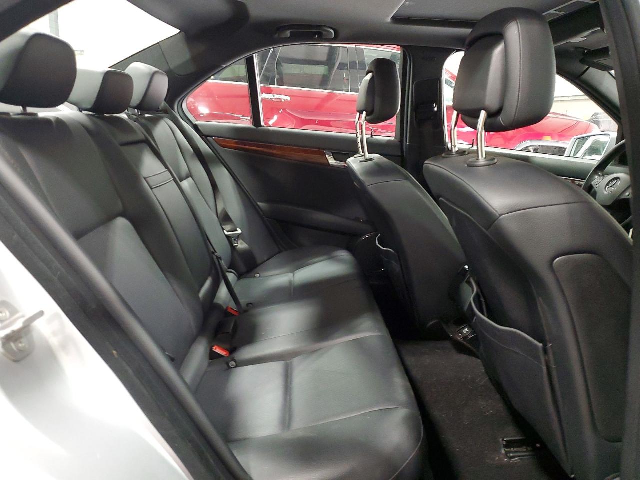 Mercedes-Benz C-Class 300 4matic