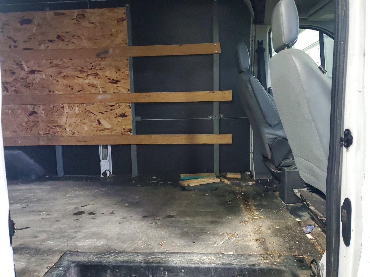 Ford Transit T-250
