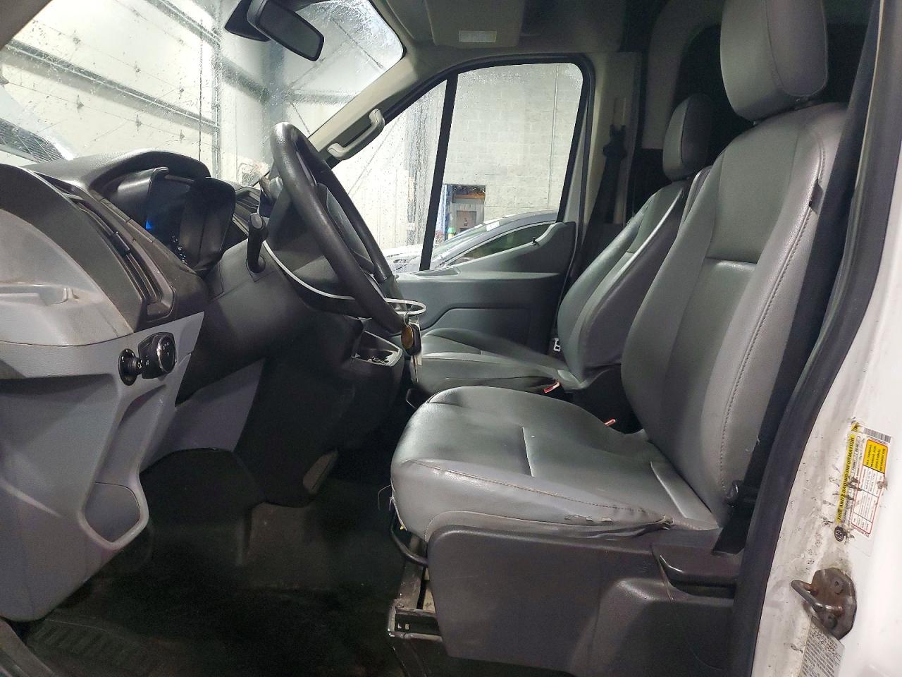 Ford Transit T-250