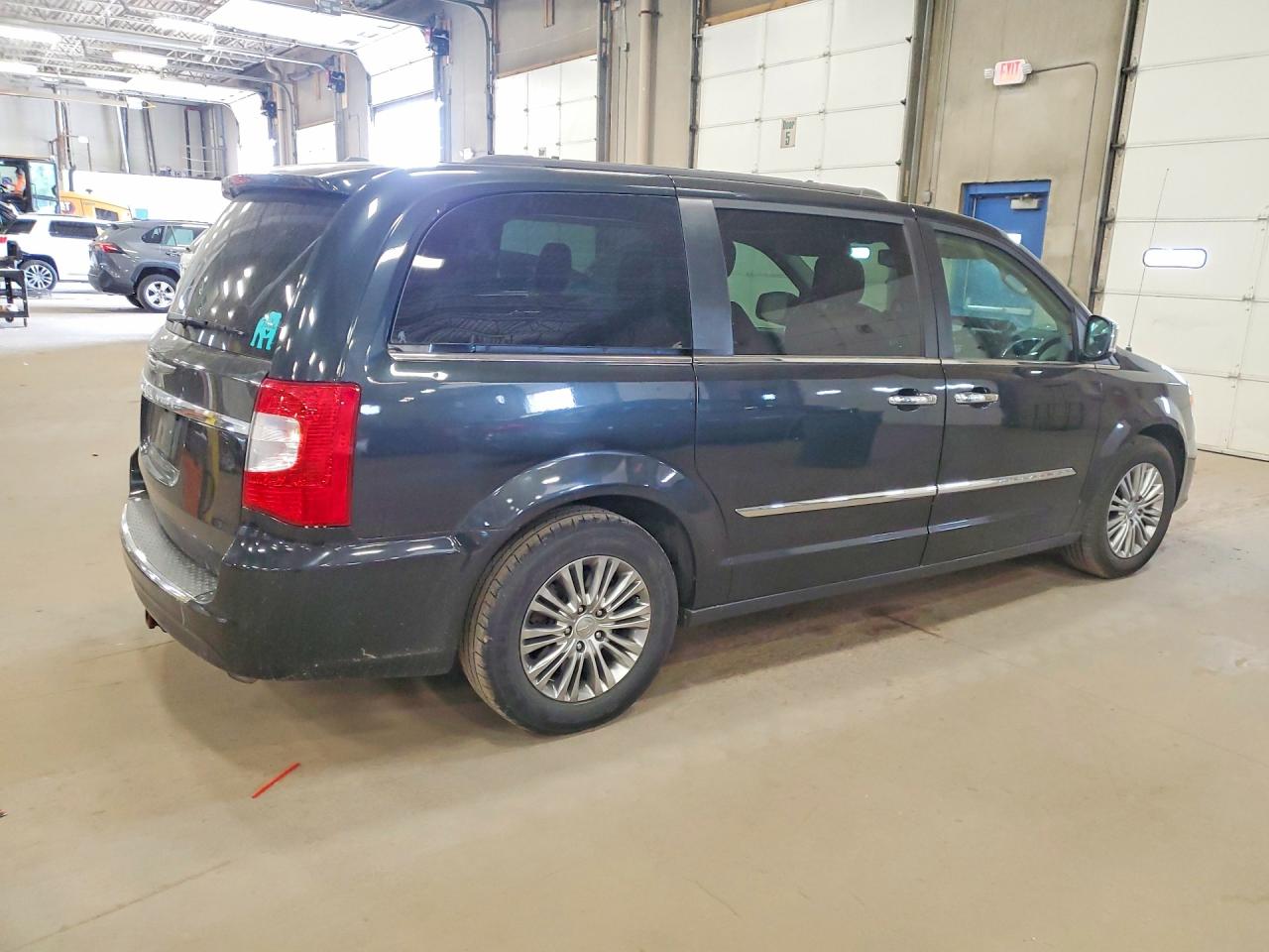 Chrysler Minivan Touring L