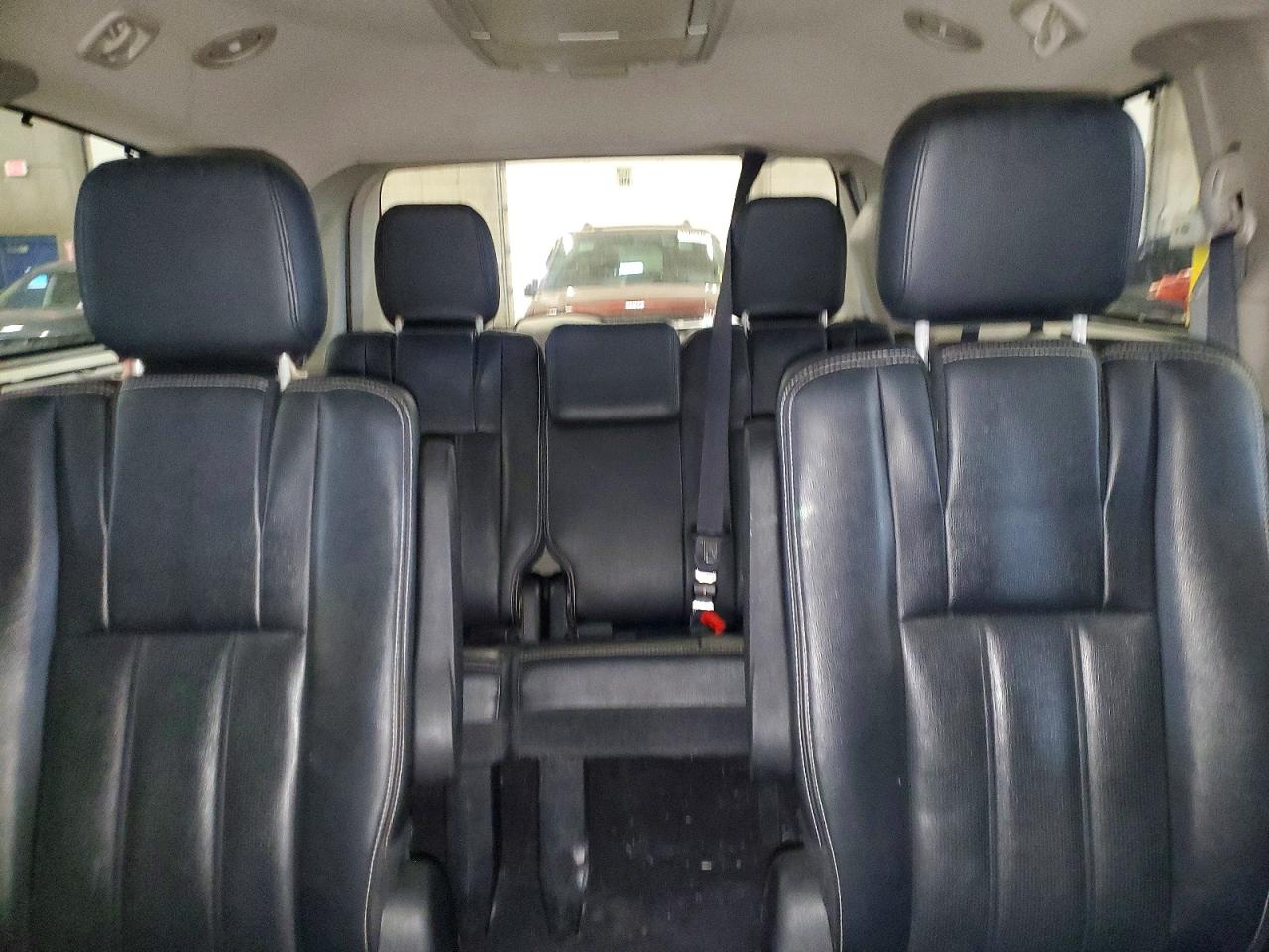 Chrysler Minivan Touring L