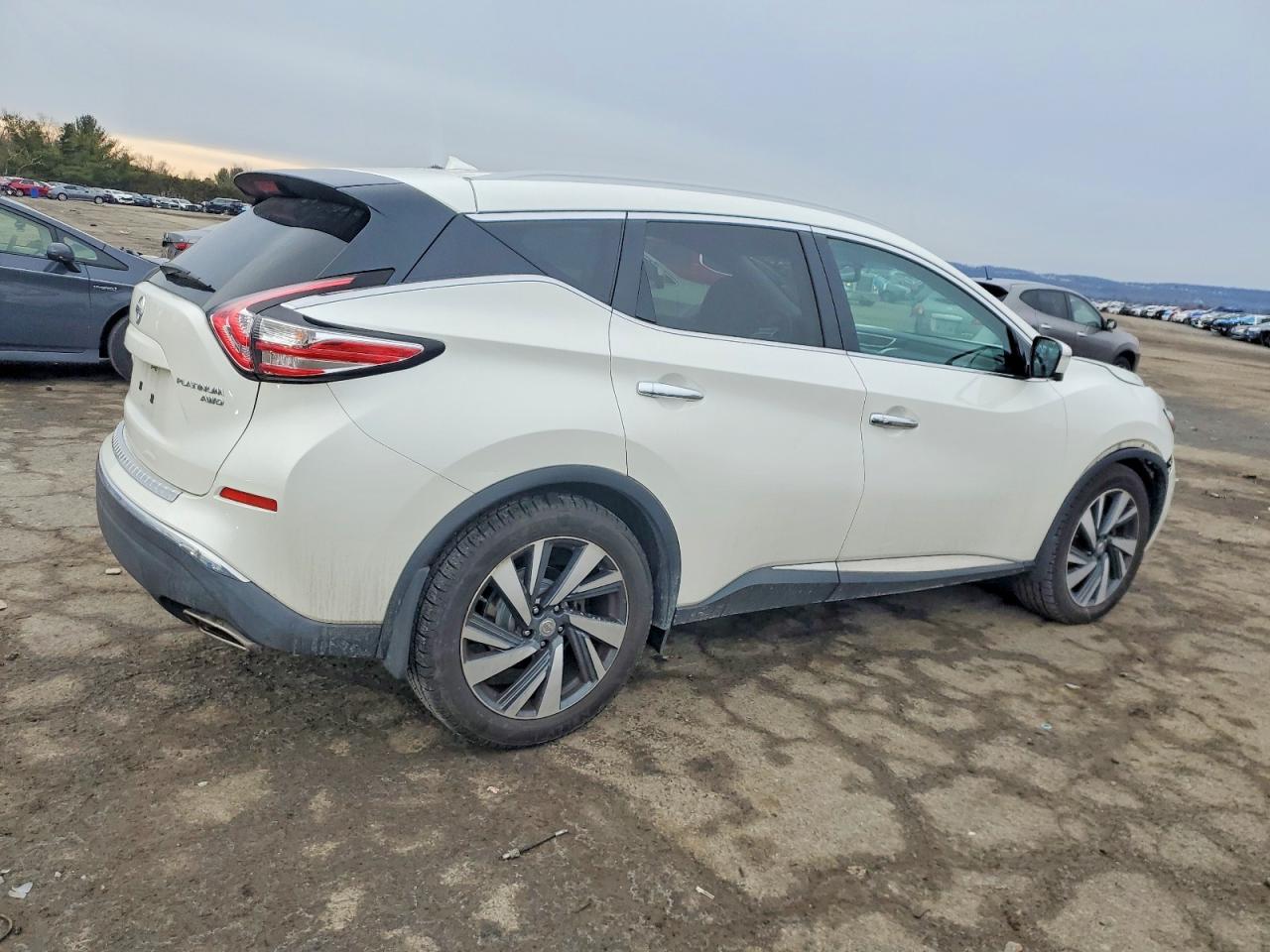 Nissan Murano S