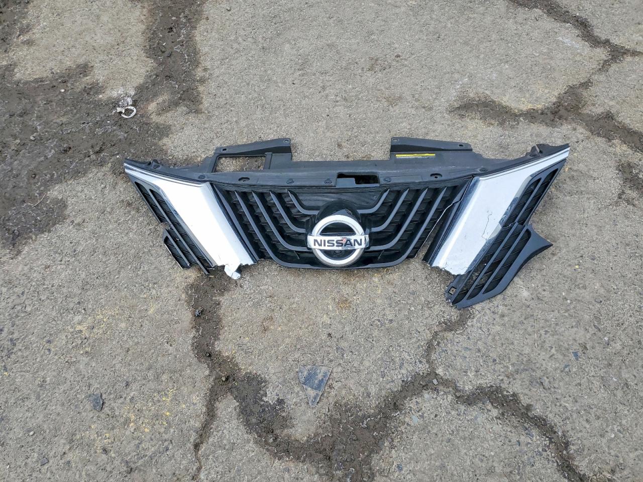 Nissan Murano S