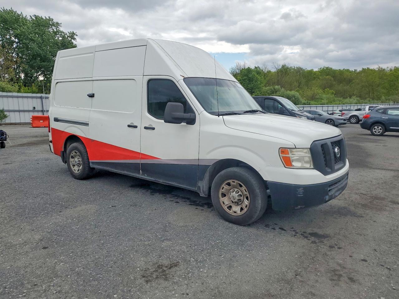 Nissan Nv 2500