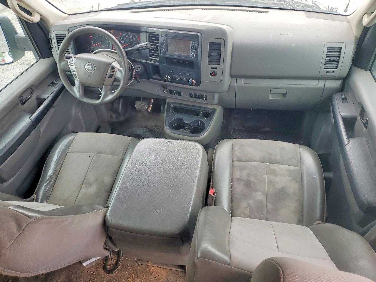 Nissan Nv 2500