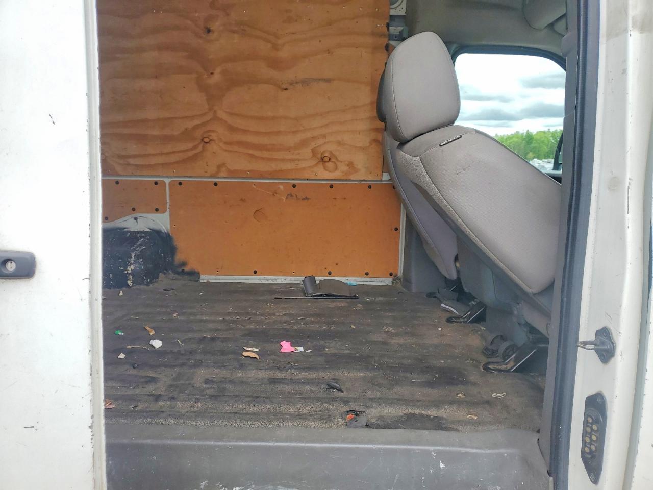 Nissan Nv 2500