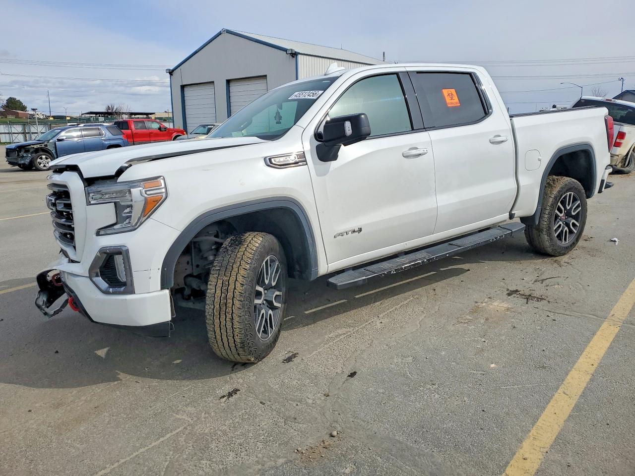 Salvage GMC Sierra Image