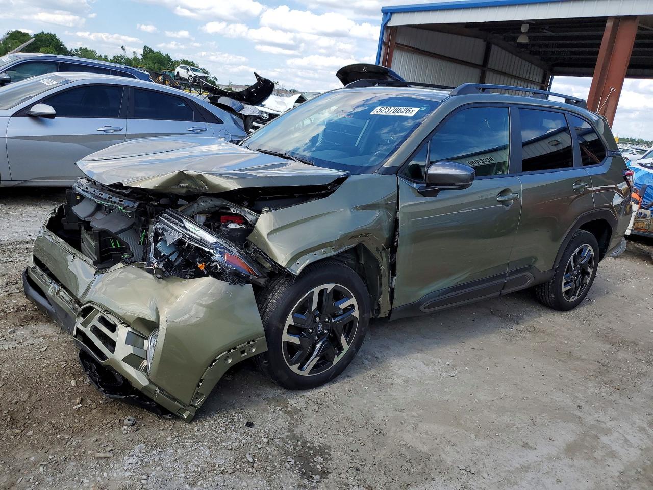 Salvage Subaru Forester Image