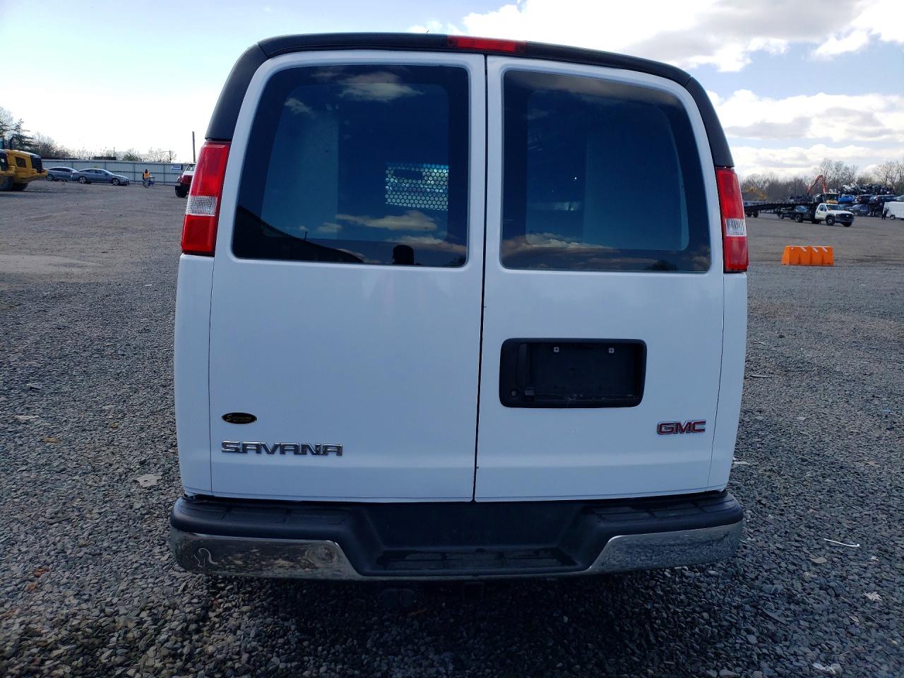 GMC Savana G2500