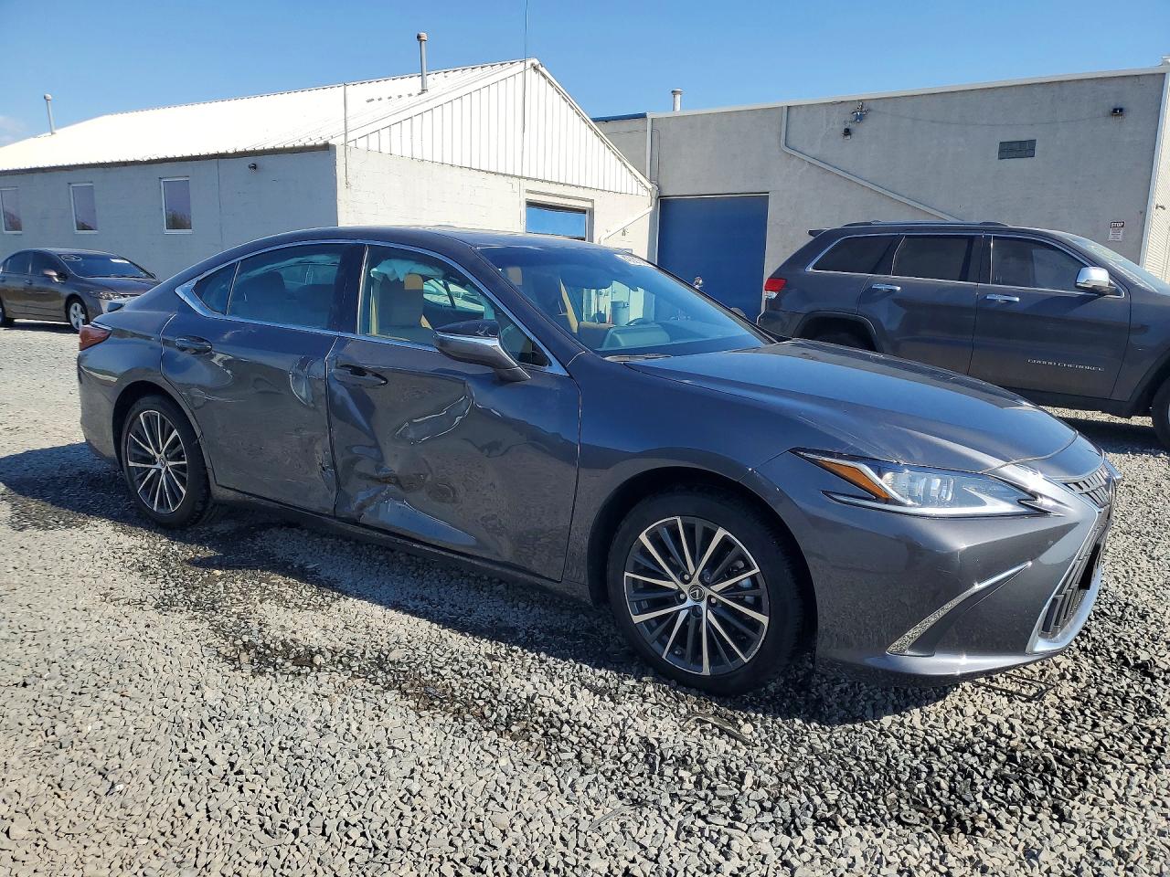 Lexus Es Base