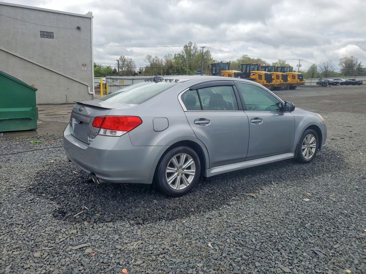 Subaru Legacy 2.5i Premium
