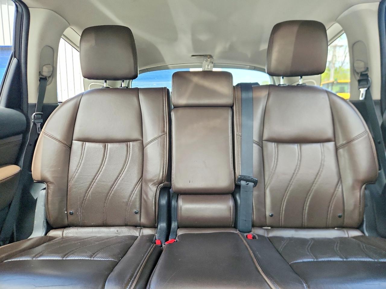 INFINITI JX35 Base