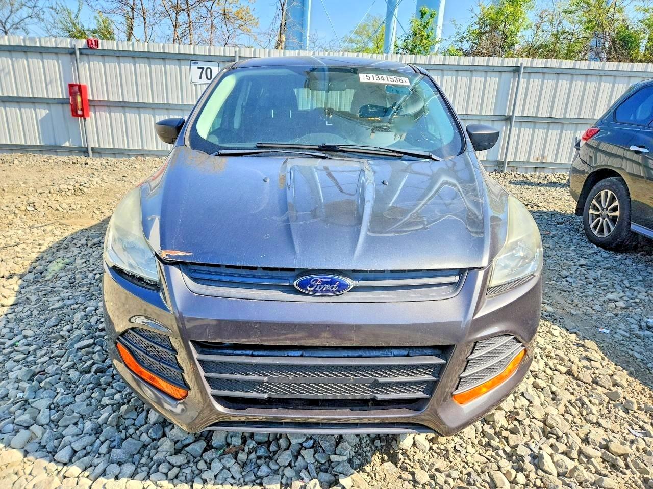 Ford Escape S