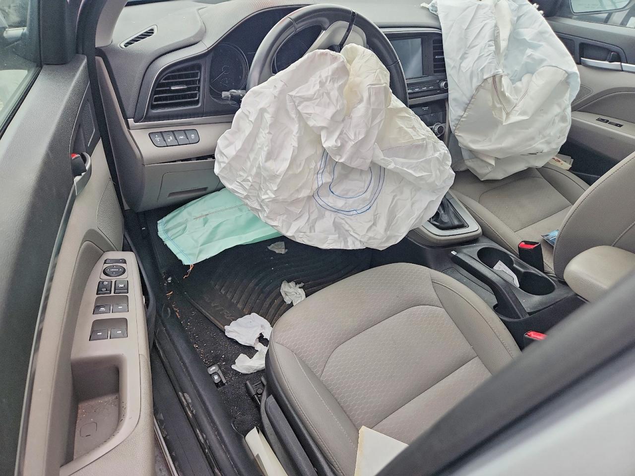 Hyundai ELANTRA Value Edition