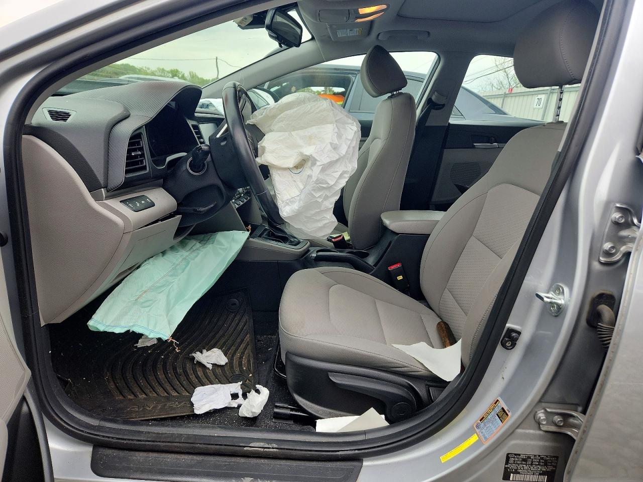 Hyundai ELANTRA Value Edition