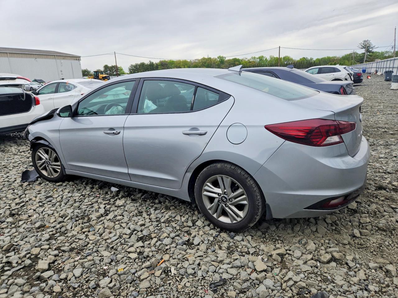 Hyundai ELANTRA Value Edition