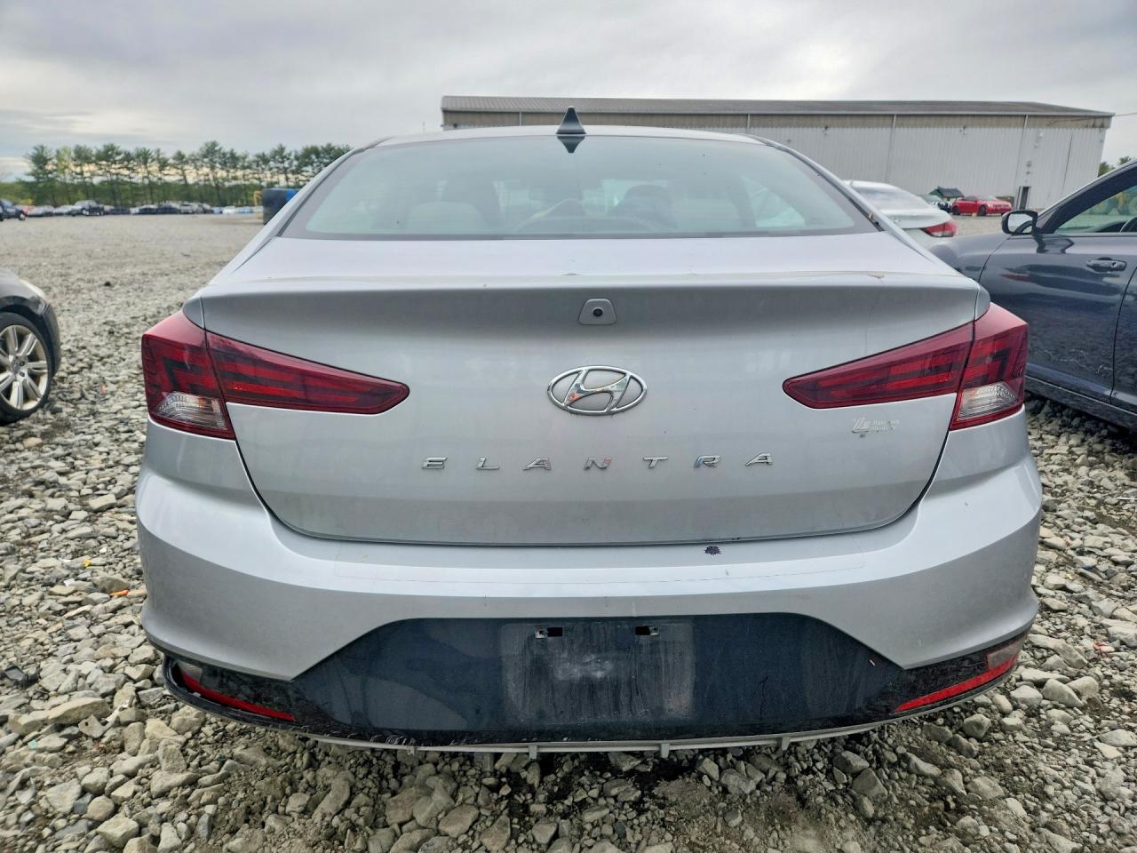 Hyundai ELANTRA Value Edition