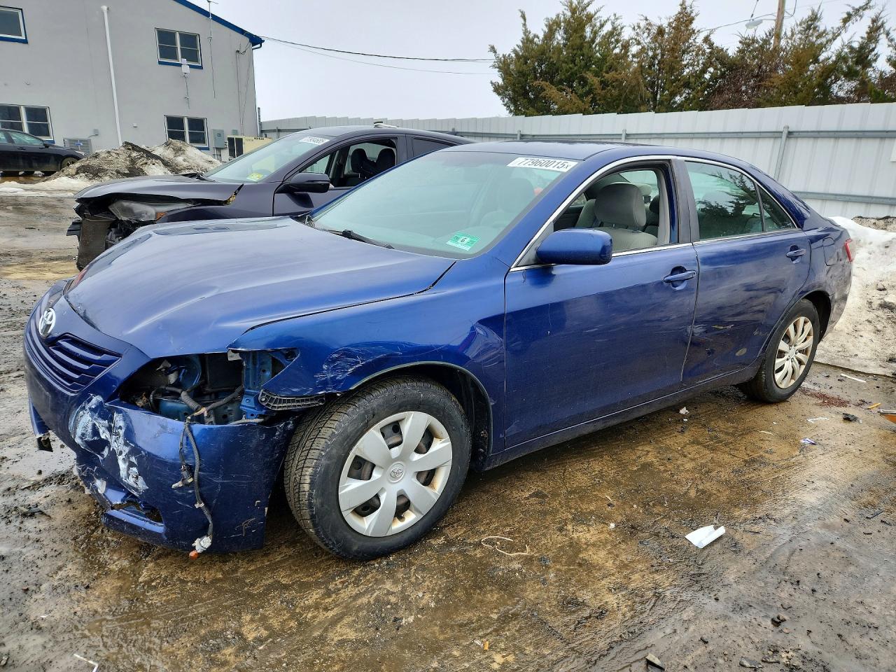 Salvage Toyota Camry Image