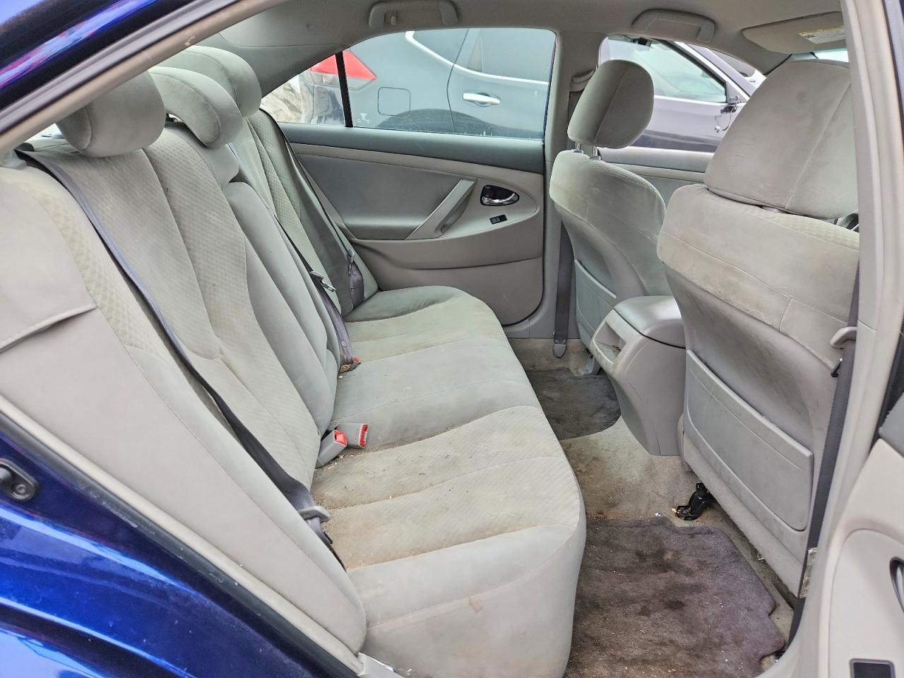 Toyota Camry Base