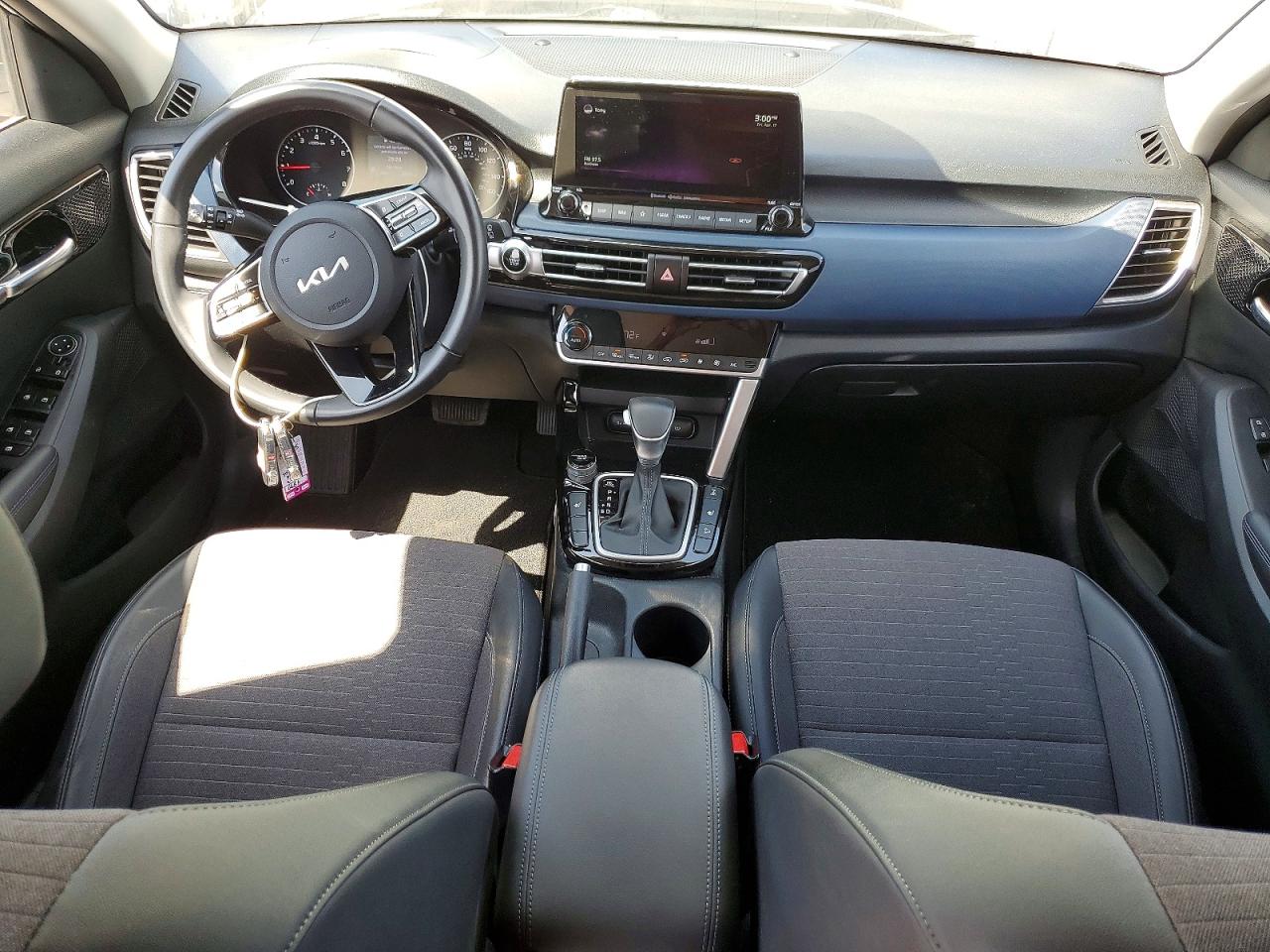 Kia Seltos S
