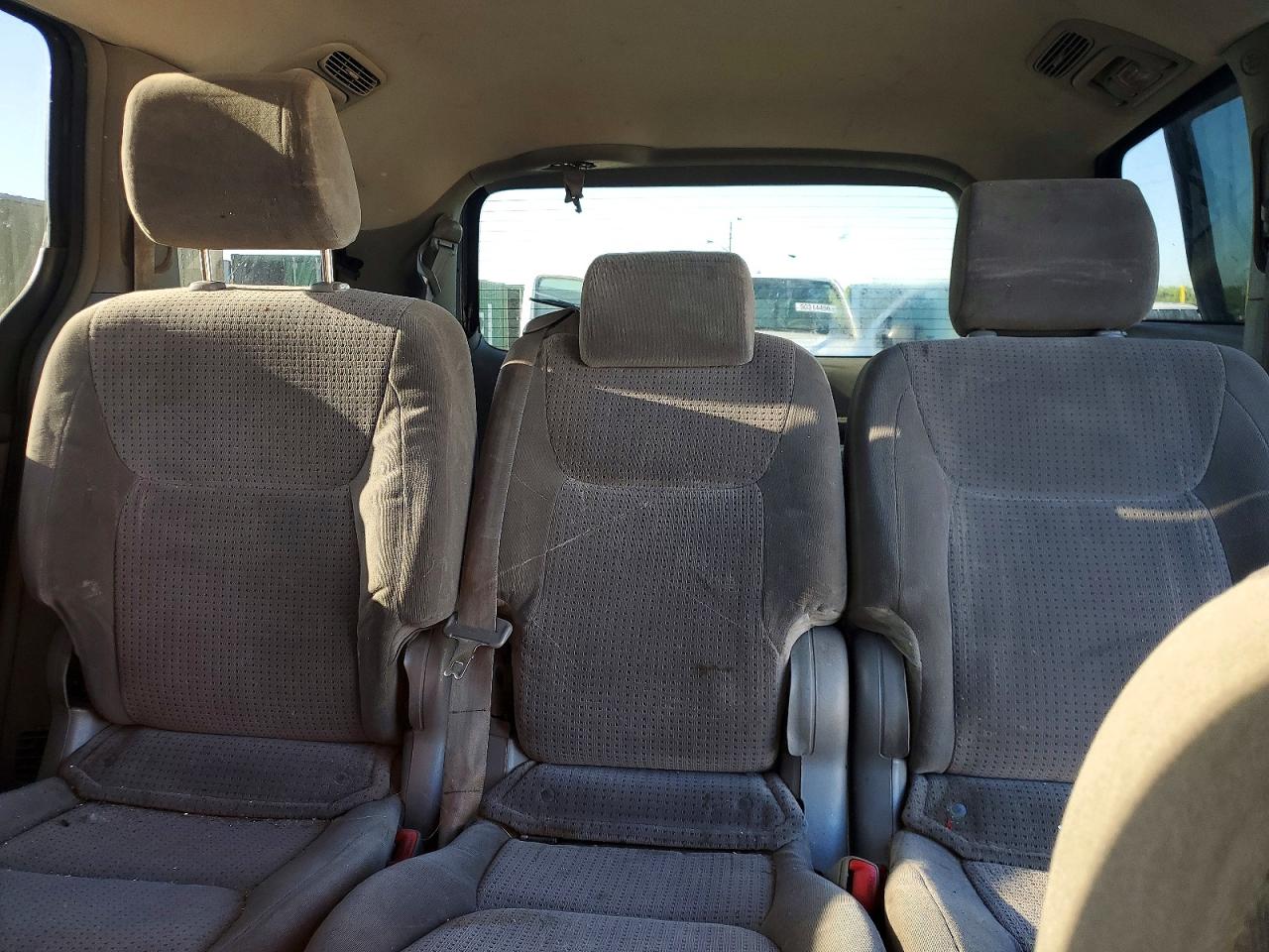 Toyota Sienna Le 8 Passenger