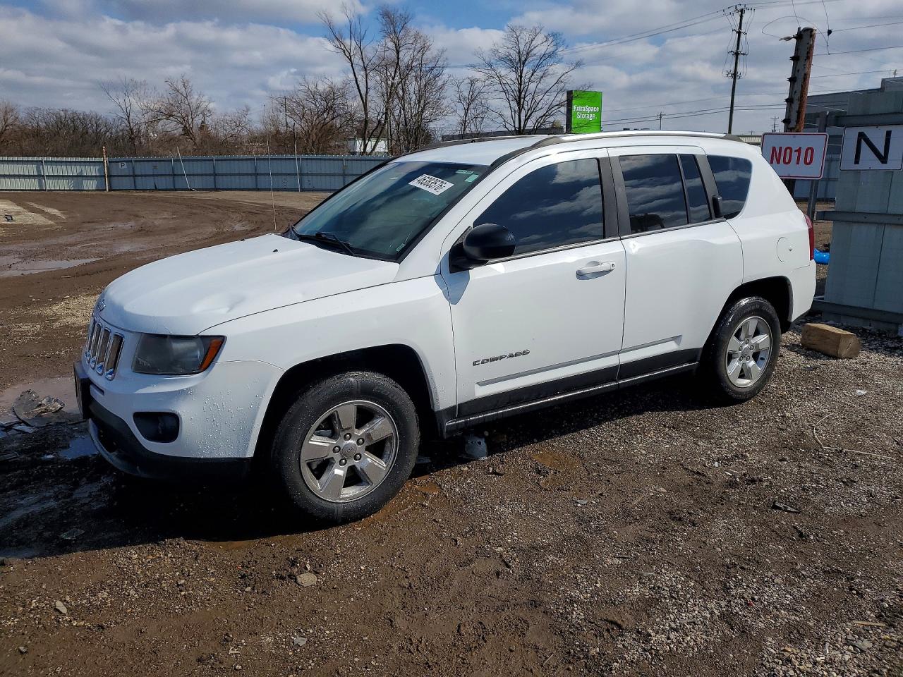 Salvage Jeep Compass Image