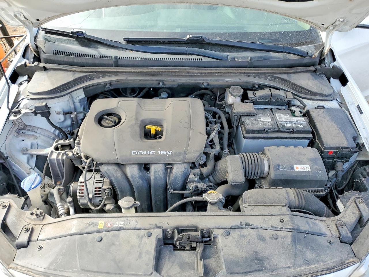 Hyundai ELANTRA Sel